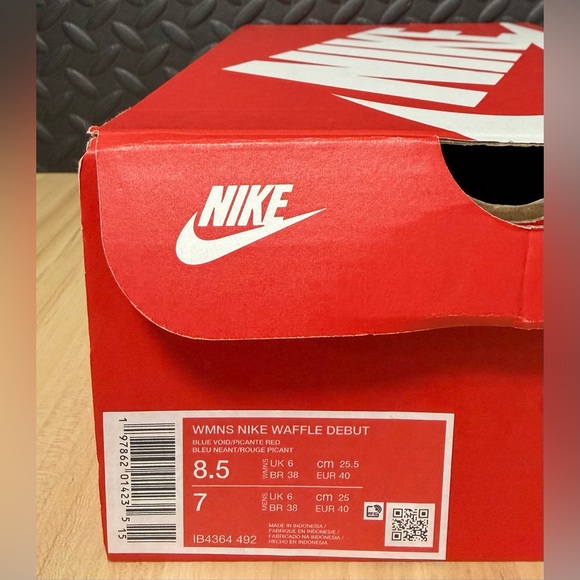 Nike Waffle Debut Royal Void Blue Sneakers IB4364-492 Womens Sizes New With Box - Picture 6 of 7